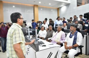 ಮಳೆ ಅವಾಂತರ : ಪಾಲಿಕೆ ವಾರ್ ರೂಂನಲ್ಲಿ ಪರಿಶೀಲನೆ ನಡೆಸಿದ ಸಿಎಂ, ಡಿಸಿಎಂ; ನಾಡಿದ್ದು ನಗರ ಪ್ರದಕ್ಷಿಣೆ