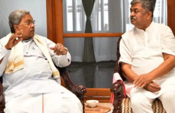 ಎರಡು ದಶಕಗಳ ಮುನಿಸಿಗೆ ಕೊನೆ: ಹರಿಪ್ರಸಾದ್ ನಿವಾಸದಲ್ಲಿ ಉಪಹಾರ ಸೇವಿಸಿದ ಸಿಎಂ ಸಿದ್ದರಾಮಯ್ಯ!