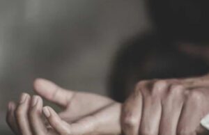 ಚಾಮರಾಜನಗರದಲ್ಲಿ ಪೈಶಾಚಿಕ ಕೃತ್ಯ : ಗ್ಯಾಸ್ ಸಿಲಿಂಡರ್ ಕೊಡೋ ನೆಪದಲ್ಲಿ ಮಹಿಳೆಯ ಮೇಲೆ ಅತ್ಯಾಚಾರಕ್ಕೆ ಯತ್ನ