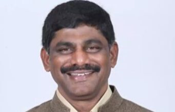 ಸಿದ್ದರಾಮಯ್ಯನವರೇ ಮುಂದೆಯೂ ಮುಖ್ಯಮಂತ್ರಿ : ಮಾಜಿ ಸಂಸದ ಡಿಕೆ ಸುರೇಶ್ ಸ್ಪಷ್ಟನೆ