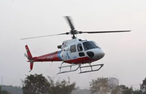 ರಾಜ್ಯಪಾಲರು, ಕೃಷಿ ಸಚಿವರಿದ್ದ ಹೆಲಿಕಾಪ್ಟರ್ ಜಿಂದಾಲ್ನಲ್ಲಿ ತುರ್ತು ಭೂಸ್ಪರ್ಶ!