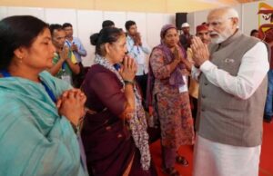 ಪ್ರವಾಹ ಪೀಡಿತ ಉತ್ತರಾಖಂಡಕ್ಕೆ ಮೋದಿ ಭೇಟಿ – ನೆರವು ಘೋಷಣೆ..!