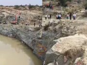 ಕಲ್ಲು ಗಣಿಗಾರಿಕೆ ಪ್ರಪಾತಕ್ಕೆ ಬಿದ್ದ ಟಿಪ್ಪರ್ – ಚಾಲಕ ಸಾವು..!