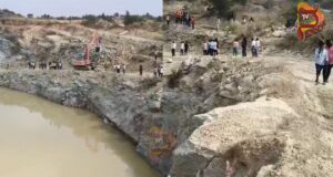 ಕಲ್ಲು ಗಣಿಗಾರಿಕೆ ಪ್ರಪಾತಕ್ಕೆ ಬಿದ್ದ ಟಿಪ್ಪರ್ – ಚಾಲಕ ಸಾವು..!