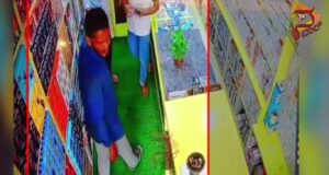 ಅಂಗಡಿ ಮಾಲೀಕನಿಗೆ ಚಾಕು ಇರಿತ – ಹಿಂದೂ ಸಂಘಟನೆಗಳಿಂದ ಪ್ರತಿಭಟನೆ..!