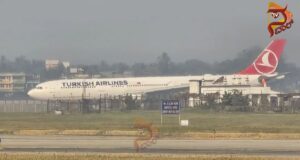 ಎಂಜಿನ್ನಲ್ಲಿ ಬೆಂಕಿ – ಟರ್ಕಿಶ್ ಏರ್ಲೈನ್ಸ್ ವಿಮಾನ ತ್ರಿಭುವನ್ ಏರ್ಪೋರ್ಟ್ನಲ್ಲಿ ಎಮರ್ಜೆನ್ಸಿ ಲ್ಯಾಂಡಿಂಗ್..!