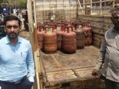 ಹೋಟೆಲ್ಗಳ ಮೇಲೆ ತಹಶೀಲ್ದಾರ್ ದಾಳಿ – 20 ಗೃಹ ಬಳಕೆ ಸಿಲಿಂಡರ್ ವಶಕ್ಕೆ..!