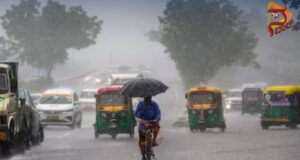 ರಾಜ್ಯದಲ್ಲಿ ಮತ್ತೆರೆಡು ದಿನ ಅಬ್ಬರಿಸಲಿದ್ದಾನೆ ವರುಣ – ಕೆಲವು ಜಿಲ್ಲೆಗಳಿಗೆ ಆರೆಂಜ್ ಅಲರ್ಟ್ ಘೋಷಣೆ..!