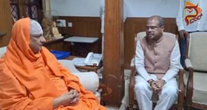 ಕೇಂದ್ರ ಸಚಿವ ಧರ್ಮೇಂದ್ರ ಪ್ರಧಾನ್ ಅವರಿಂದ ಸುತ್ತೂರು ಮಠಕ್ಕೆ ಭೇಟಿ..!