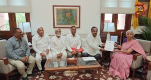 ಬಳ್ಳಾರಿ-ಸಿರುಗುಪ್ಪ-ಸಿಂಧನೂರು ನೂತನ ರೈಲ್ವೆ ಮಾರ್ಗದ ಅನುಮೋದನೆಗೆ ಮನವಿ