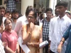 ಮೂಲ ಸೌಕರ್ಯಗಳ ಕೊರತೆ, ಭ್ರಷ್ಟಾಚಾರ ಆರೋಪ – ಮಹಾರಾಣಿ ಕ್ಲಸ್ಟರ್ ವಿವಿ ವಿರುದ್ಧ ಪ್ರತಿಭಟನೆ..!