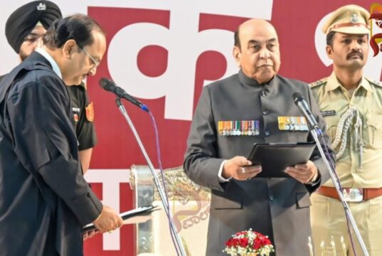 ಬಿಹಾರದ ನೂತನ ರಾಜ್ಯಪಾಲರಾಗಿ ಲೆ.ಸಯ್ಯದ್ ಅತಾ ಹಸ್ನೈನ್ ಪ್ರಮಾಣವಚನ..!