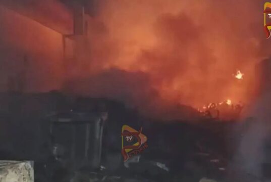 ದೆಹಲಿಯ ಗೋದಾಮಿನಲ್ಲಿ ಅಗ್ನಿ ದುರಂತ, ಮೂವರು ಸಜೀವದಹನ