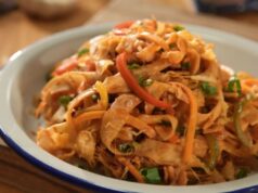 ಸುಲಭವಾಗಿ ಮಾಡ್ಬೋದು ಚಪಾತಿ ನೂಡಲ್ಸ್