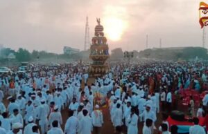 ಜಾತ್ರೆಯಲ್ಲಿ ರಥದ ಚಕ್ರಕ್ಕೆ ಸಿಲುಕಿ ವ್ಯಕ್ತಿಯ ಕಾಲುಗಳು ಕಟ್ – ಇಬ್ಬರ ಸ್ಥಿತಿ ಗಂಭೀರ..!