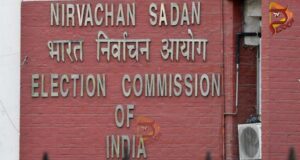 ಪ.ಬಂಗಾಳ ಚುನಾವಣೆ ವೇಳೆ ದುರ್ನಡತೆ – ಪೊಲೀಸ್ ಅಧಿಕಾರಿಗಳನ್ನು ಅಮಾನತುಗೊಳಿಸಿ, ಶಿಸ್ತು ಕ್ರಮಕ್ಕೆ ನಿರ್ದೇಶಿಸಿದ EC