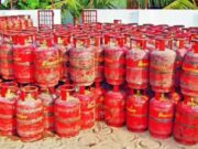 ದೇಶದಲ್ಲಿ ಎಲ್ಪಿಜಿ ಕೊರತೆ ಇಲ್ಲ – ಗ್ಯಾಸ್ ಸಿಲಿಂಡರ್ಗಳ ಪೂರೈಕೆ ಹೆಚ್ಚಿಸಿದ ಕೇಂದ್ರ ಸರ್ಕಾರ..!