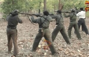 ಉನ್ನತ ಕಮಾಂಡರ್ ಸೇರಿ 40 ಜನ ನಕ್ಸಲರು ಶರಣು..!