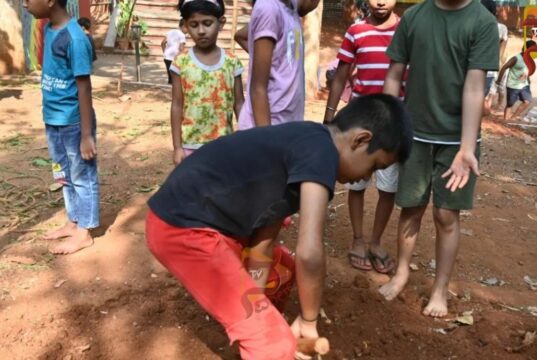 ರಂಗಾಯಣದ ಅಂಗಳದಲ್ಲಿ ಹಸಿರು ಕ್ರಾಂತಿ – ಪರಿಸರ ಪಾಠ ಕಲಿತ ಚಿಣ್ಣರು