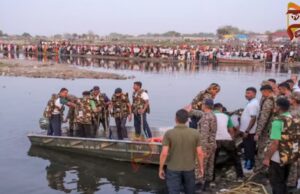 ವೃಂದಾವನದ ಯಮುನಾ ನದಿಯಲ್ಲಿ ಪ್ರವಾಸಿ ಬೋಟ್ ಮಗುಚಿ 10 ಮಂದಿ ಸಾವು..!