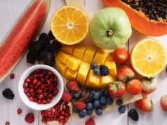 ಖಾಲಿ ಹೊಟ್ಟೆಯಲ್ಲಿ ಹಣ್ಣು ತಿನ್ನುವ ಅಭ್ಯಾಸವಿದ್ಯಾ – ನಿಜವಾಗಿಯೂ ಆರೋಗ್ಯಕ್ಕೆ ಒಳ್ಳೆಯದಾ..?