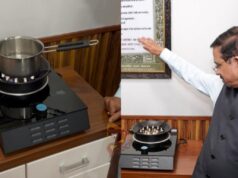 ಎಲ್ಪಿಜಿ ಸ್ಟೌ ಮಾದರಿಯ ವಿದ್ಯುತ್ ಸ್ಟೌ – ಸಚಿವ ಪ್ರಹ್ಲಾದ್ ಜೋಶಿ ಪ್ರದರ್ಶನ