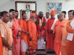 ಜಿಲ್ಲೆಯ ವಿವಿಧ ಮಠಗಳಿಗೆ ಸರ್ಕಾರದ ದೇಣಿಗೆ ವಿತರಿಸಿದ ಈಶ್ವರ್ ಖಂಡ್ರೆ