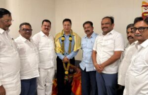 ಐದು ಪರಿಷತ್ ಸದಸ್ಯರಿಗೆ ಅವಕಾಶ ನೀಡಿ; ರಣದೀಪ್ ಸುರ್ಜೆವಾಲಾಗೆ MLCಗಳಿಂದ ಮನವಿ