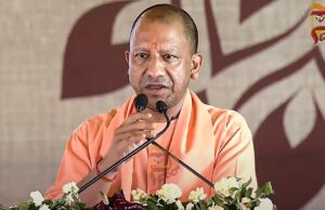 ರಸ್ತೆಯಲ್ಲಿ ನಮಾಜ್ ಮಾಡ್ಬೇಡಿ, ಜಾಗ ಇಲ್ಲದಿದ್ರೆ ಶಿಫ್ಟ್ ವ್ಯವಸ್ಥೆ ತನ್ನಿ – ಯೋಗಿ ಆದಿತ್ಯನಾಥ್