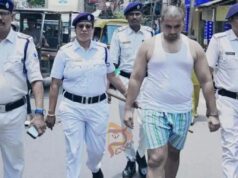 ಹೌರಾದ ಕುಖ್ಯಾತ ಗ್ಯಾಂಗ್ಸ್ಟರ್ಗೆ ಪೊಲೀಸರ ಶಾಕ್; ರಸ್ತೆಯಲ್ಲಿ ಪರೇಡ್..!