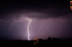 Davanagere Rain News: ಸಿಡಿಲು ಬಡಿದು ಕುರಿಗಾಹಿ ಸಾವು, ದಾವಣಗೆರೆಯಲ್ಲಿ ಭಾರೀ ಮಳೆ ಅವಾಂತರ
