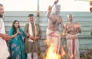 ಸಿಎಂ ಸ್ಥಾನ ಚರ್ಚೆ ಮಧ್ಯೆ D K ಶಿವಕುಮಾರ್ ದೇವಾಲಯ ಭೇಟಿ ಹೆಚ್ಚಳ: ರಾಜ್ಯ ರಾಜಕೀಯದಲ್ಲಿ ಹೊಸ ಚರ್ಚೆ