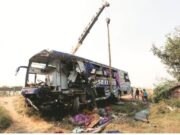 Bus Accident: ಟ್ರಕ್’ಗೆ ಡಿಕ್ಕಿಯಾಗಿ ಪಲ್ಟಿಯಾದ ಸ್ಲೀಪರ್ ಬಸ್; 20ಕ್ಕೂ ಹೆಚ್ಚು ಪ್ರಯಾಣಿಕರಿಗೆ ಗಂಭೀರ ಗಾಯ