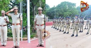 ಜಿಲ್ಲಾ ಸಶಸ್ತ್ರ ಮೀಸಲು ಪಡೆಯ ವಾರದ ಕವಾಯತು: ಎಸ್ಪಿ ಮಲ್ಲಿಕಾರ್ಜುನ ಬಾಲದಂಡಿ ಪರಿವೀಕ್ಷಣೆ